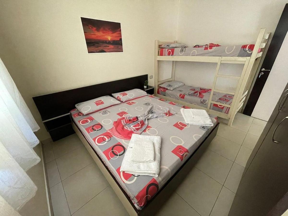 Aparthotel Vila Tufi Velipojë Esterno foto