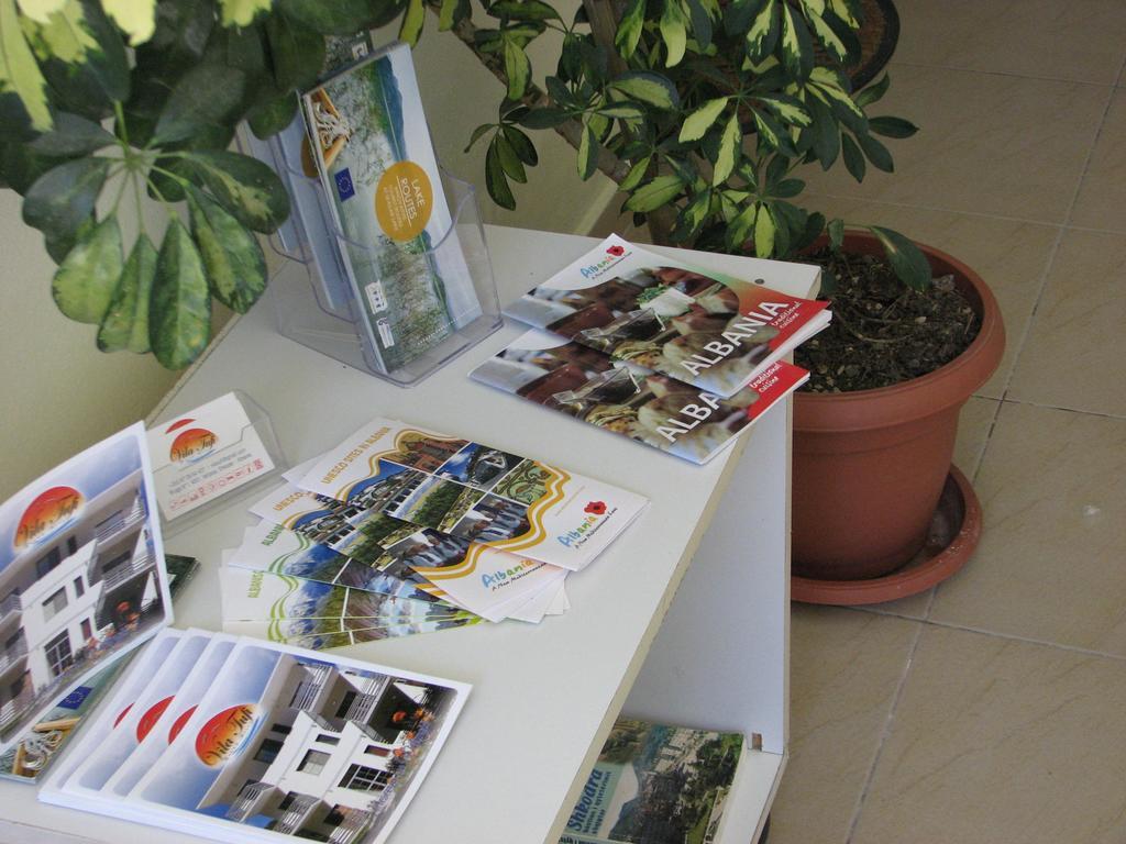 Aparthotel Vila Tufi Velipojë Esterno foto
