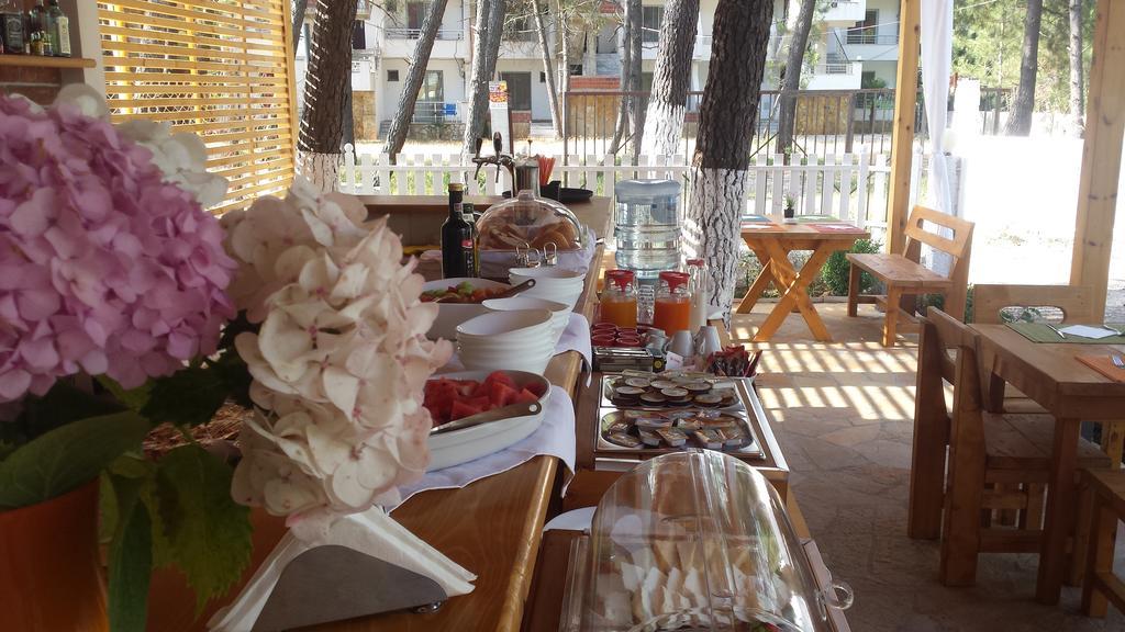Aparthotel Vila Tufi Velipojë Esterno foto