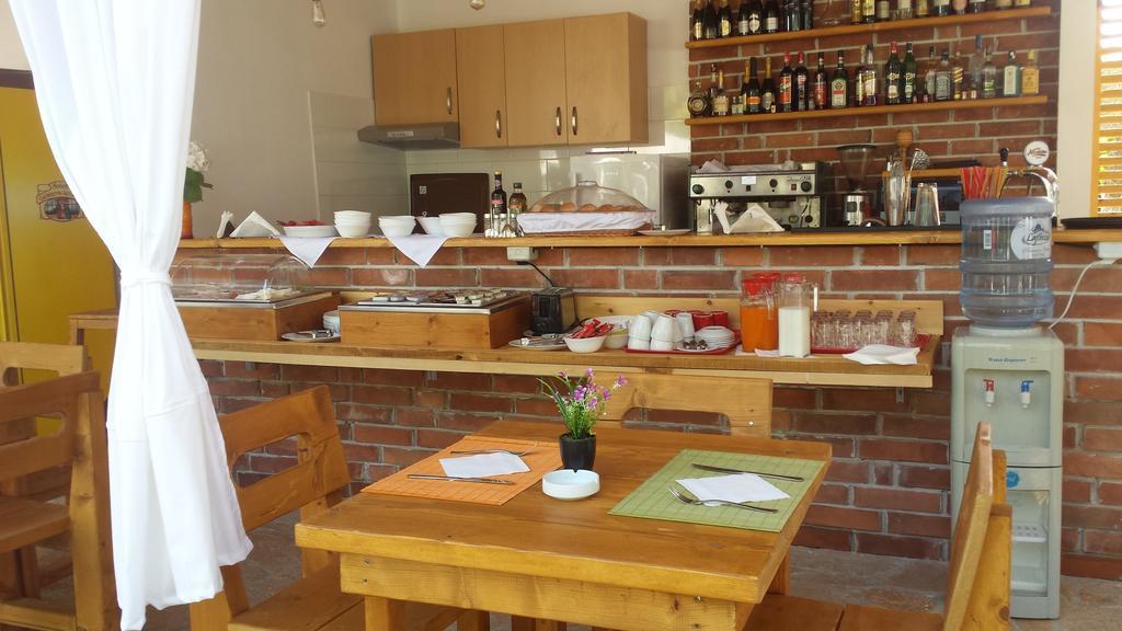 Aparthotel Vila Tufi Velipojë Esterno foto
